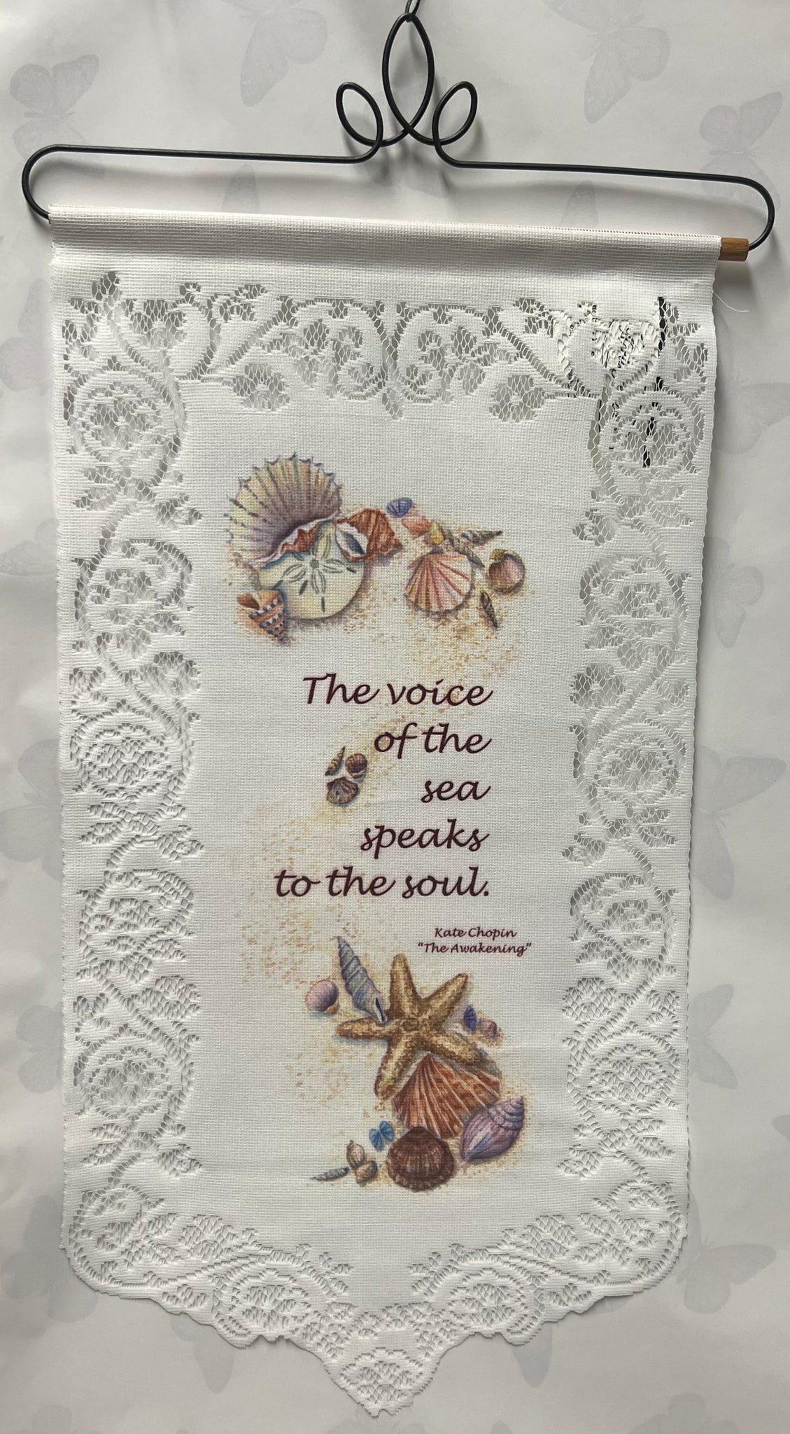 Seashells -Tracery Lace Wall Hanging