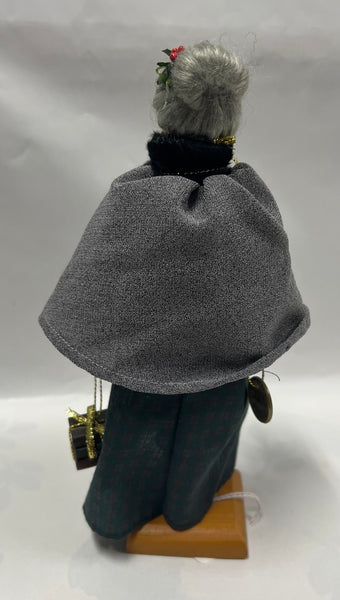 Jacqueline Kent -Mrs. Applegate (Mini)