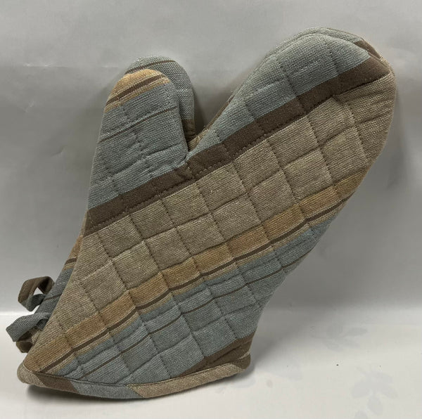 Oven Mitts - Stampede Stripe