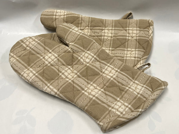 Oven Mitts - Nutral Plaid