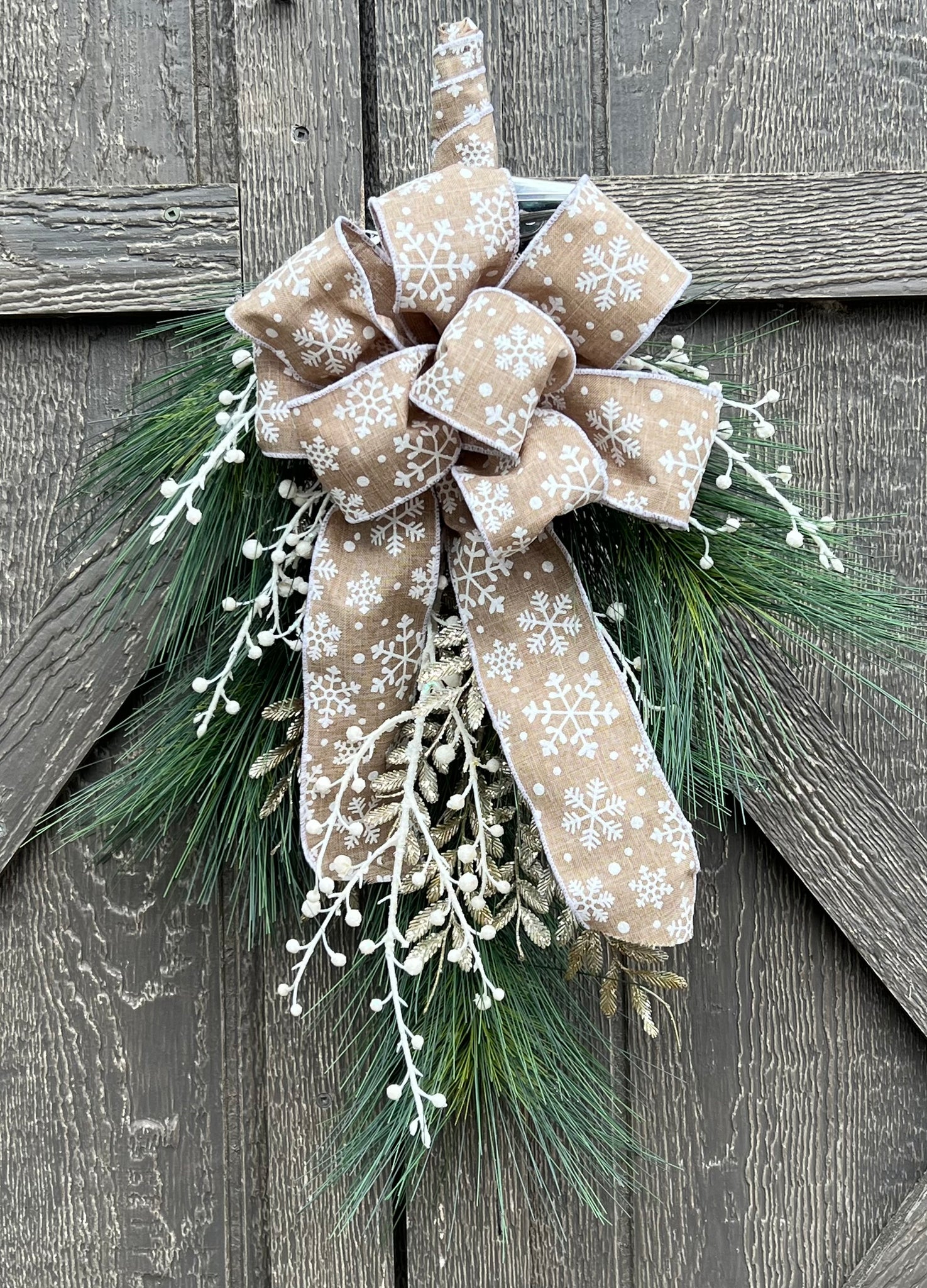 Winter Snowfall Swag