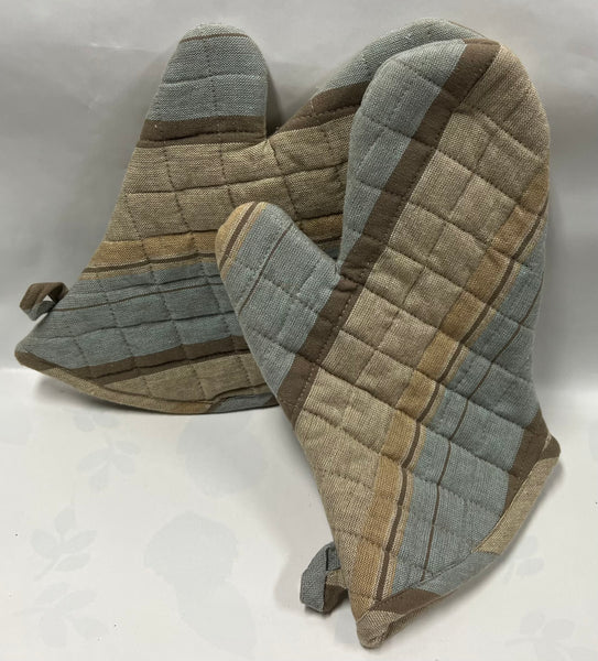 Oven Mitts - Stampede Stripe