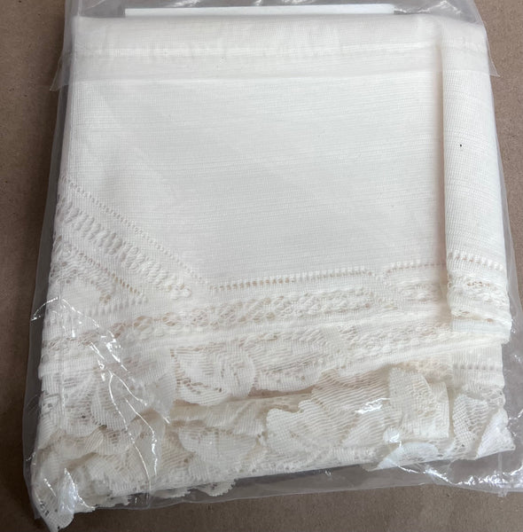 Mantle Scarf -Heirloom - Ecru