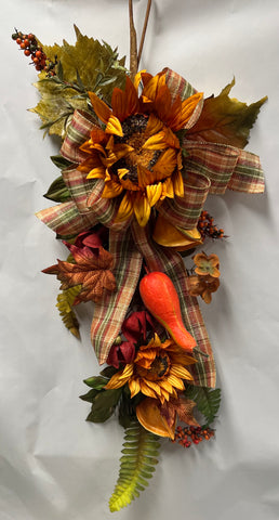 Sunflower / Gourd Swag With Bow