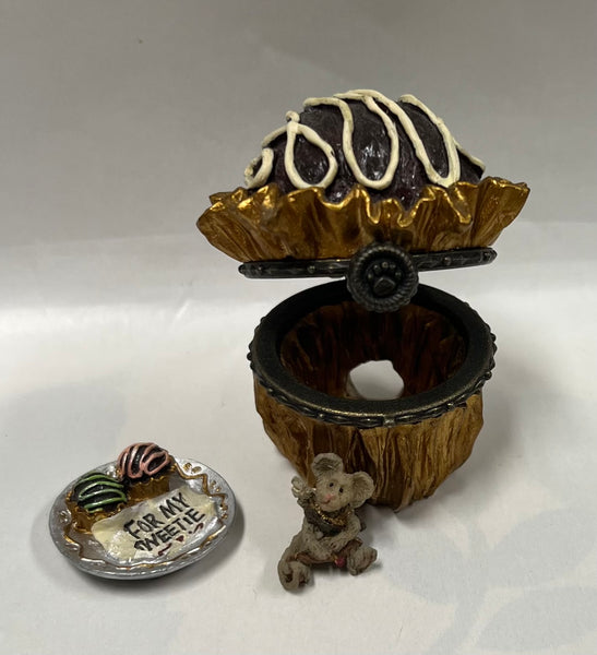 Lovie’s Truffle With Cupid McNibble -Boyd's Bear