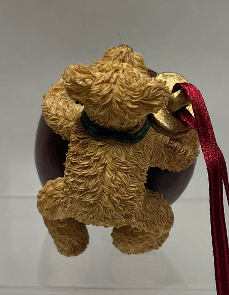 “Friends Like You" Boyd's Bear Ornament