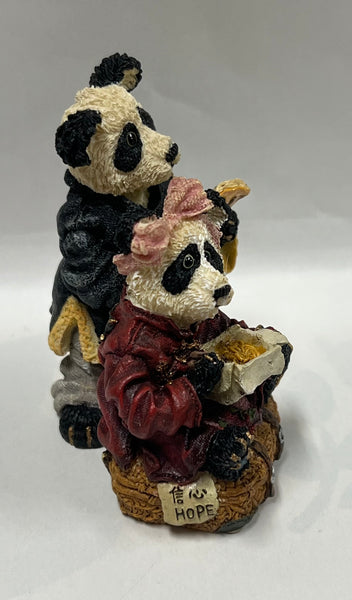 Hsing Hsing and Ling Ling Wongbruin… Carryouy -Boyd's Bear