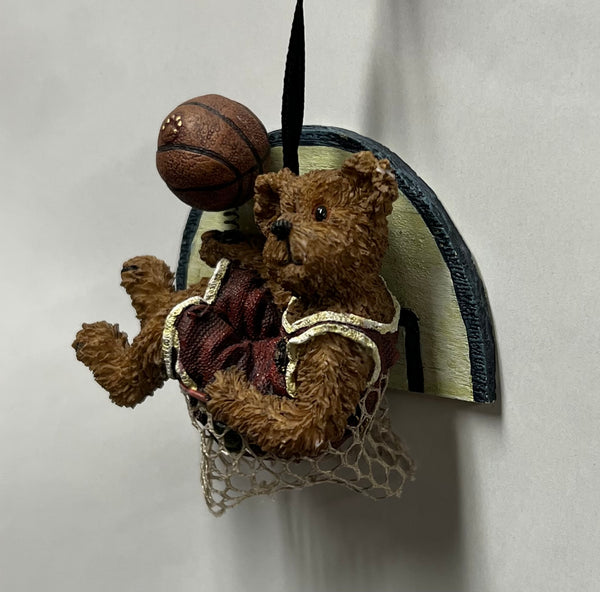 Slam Dunk Ornament -Boyd's Bear