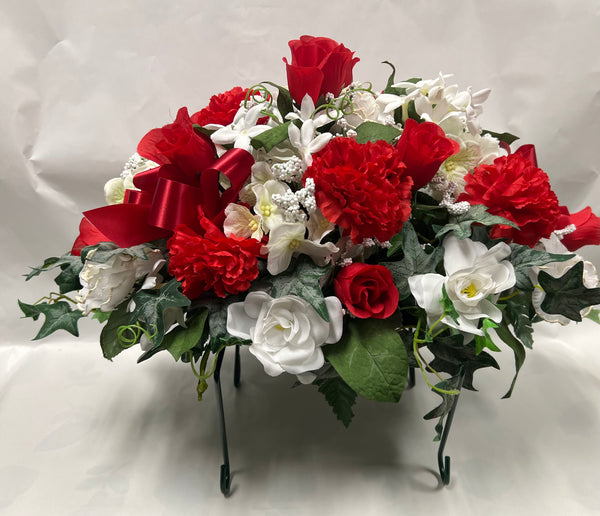 Artificial Stone Saddle -White and Red
