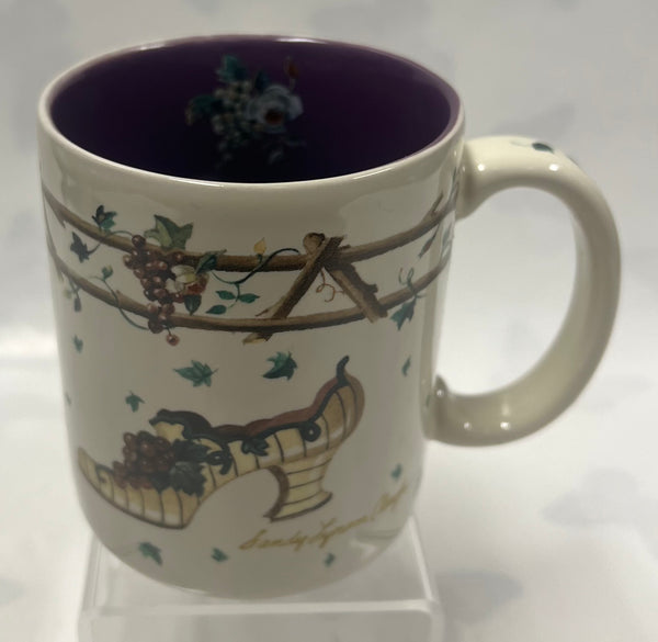 Sandy’s Closet -Gloria Mug