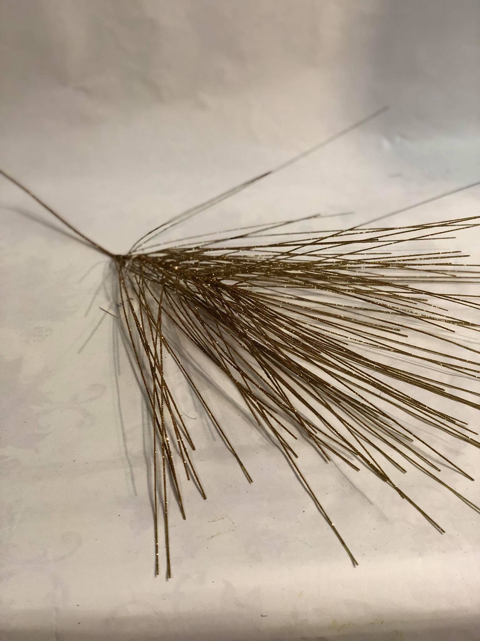 Red pine pick- gold