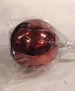 Small Shiny Burgundy Ball Pick
