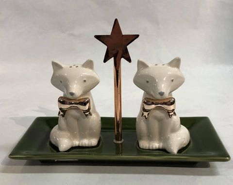 White fox salt and pepper set