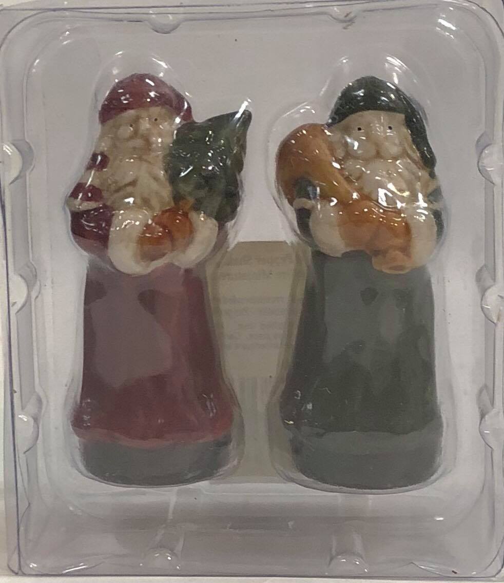 Mini Santa salt and pepper set