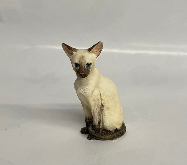 Country Artists -Siamese Sitting