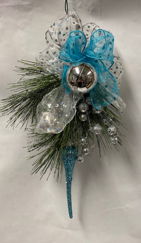 Small Aqua / Silver Swag