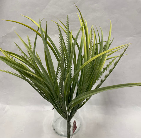 Chain Sword & Saw Grass Bunch - Green