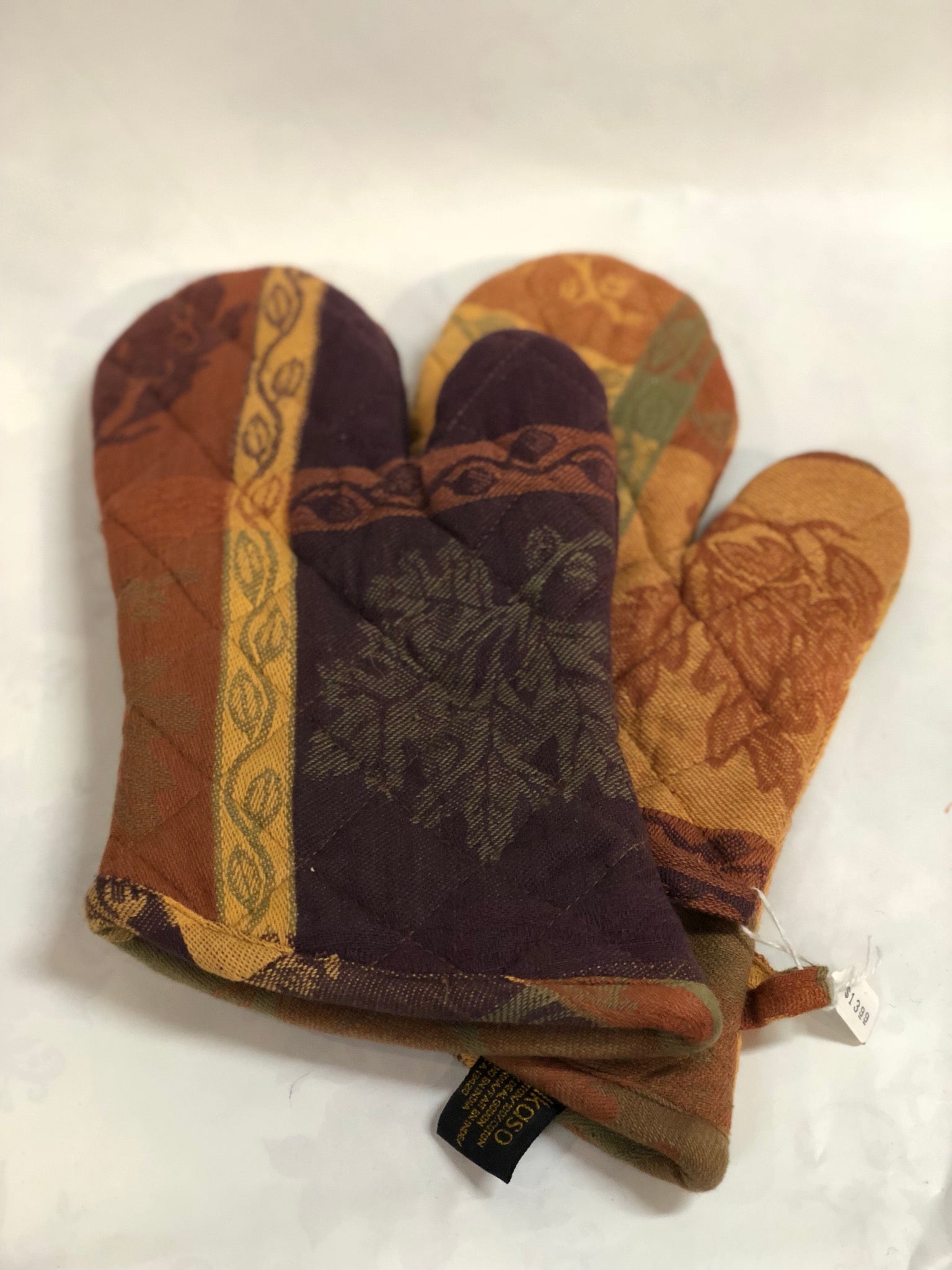 Fall Oven Mitts - Eggplant/Rust Coloured