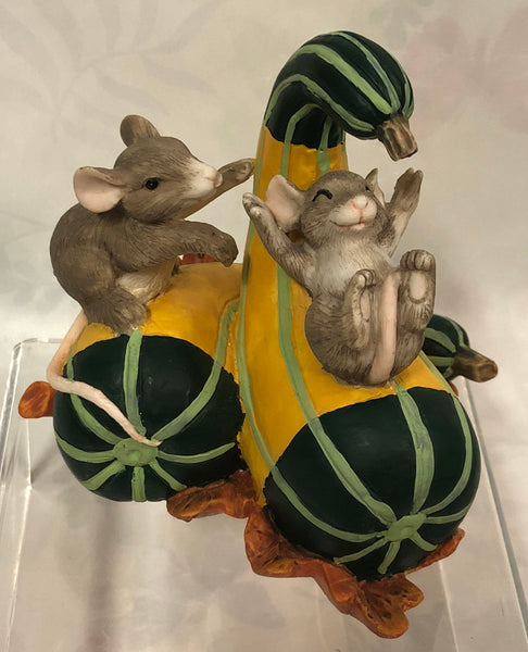 Charming Tails -Gourd Slide