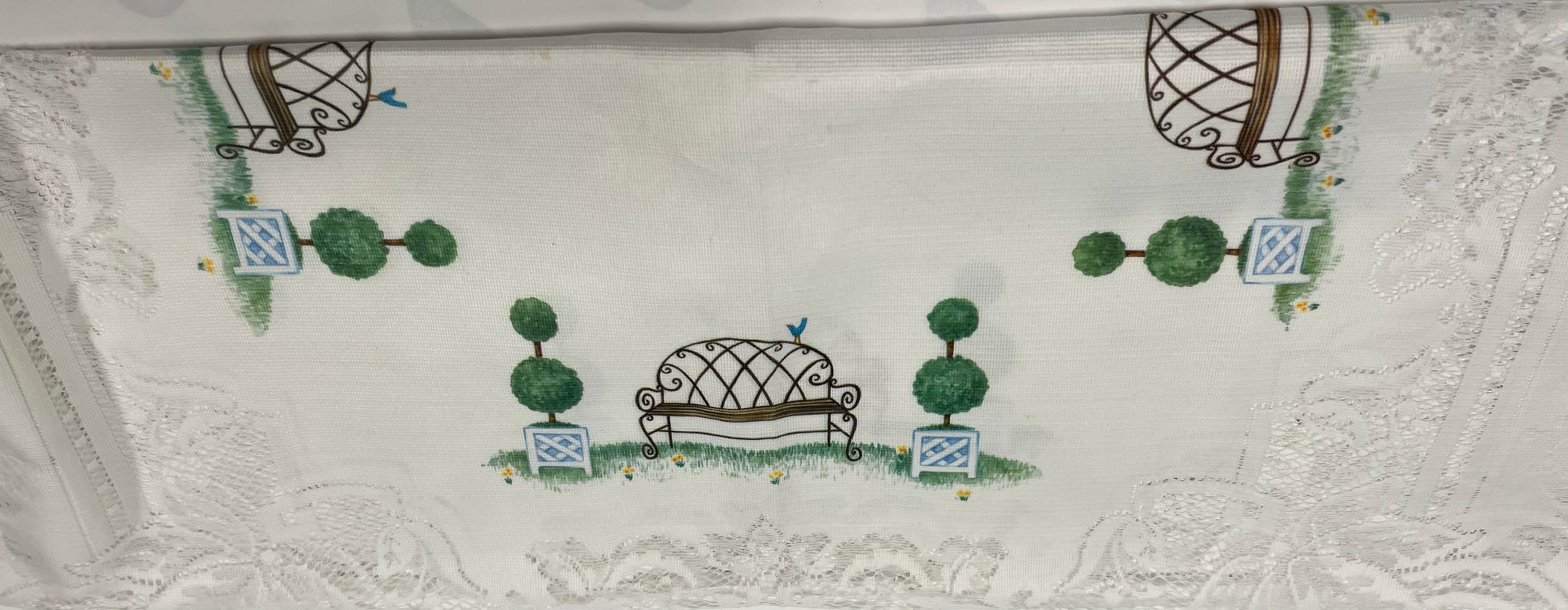 Table Topper -Heirloom -White