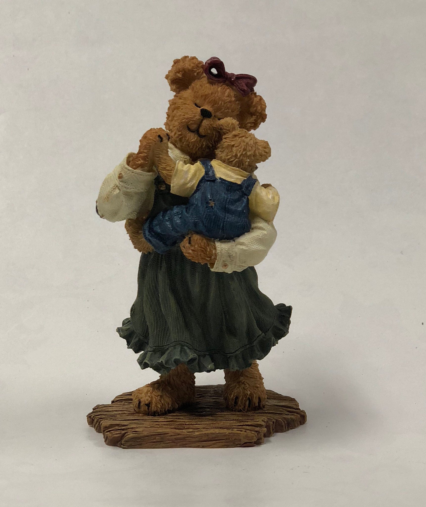 Boyd's Bear- Momma Bearylove With Sweet Pea... The Dance