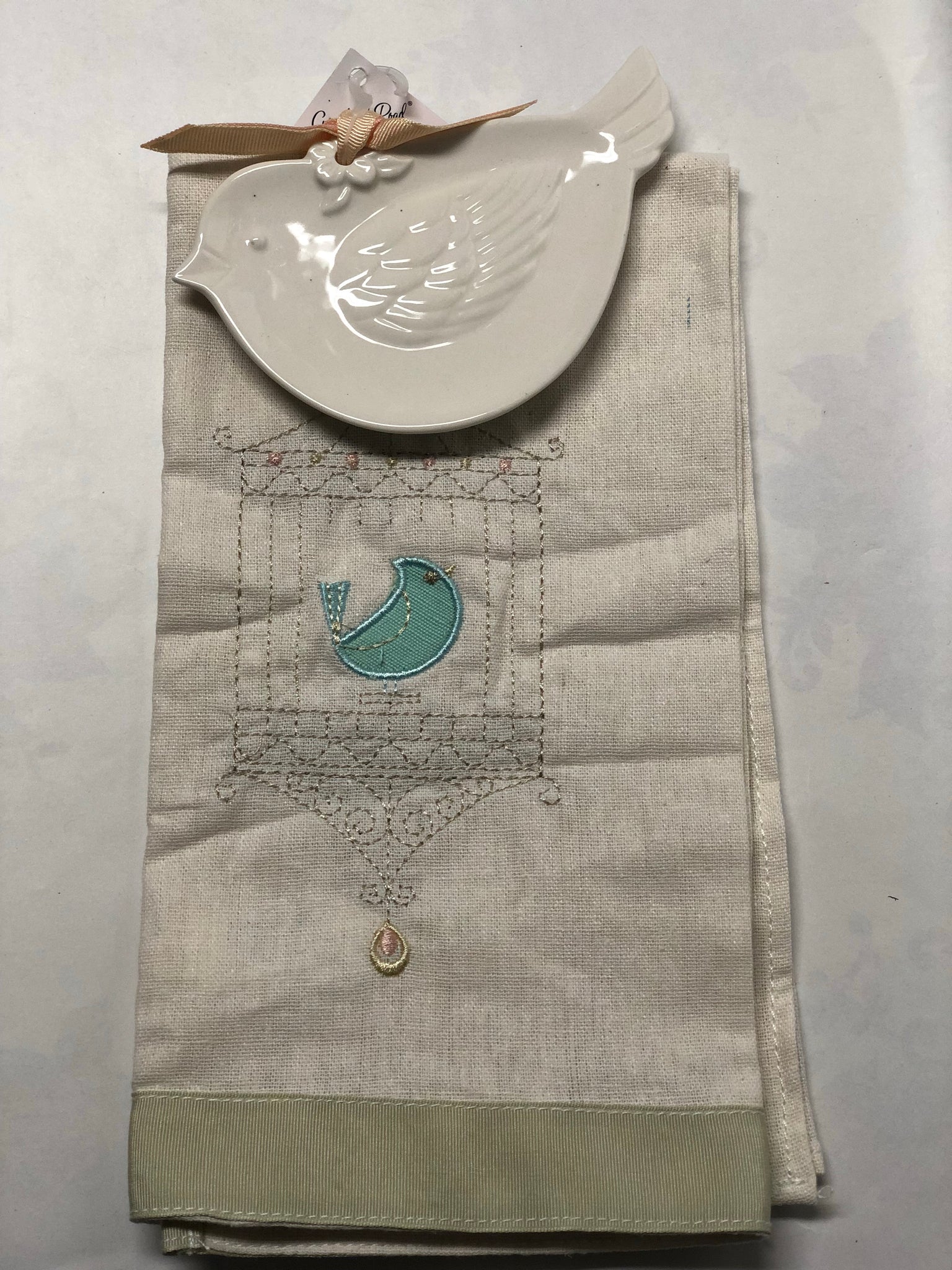 Soap Dish With Towel -Cream Bird