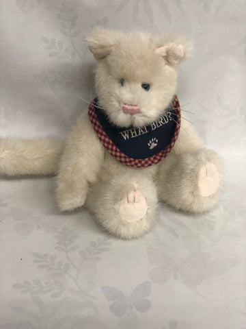 Boyd's Bear- Robyn Purrsmdre