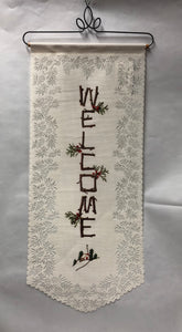 Woodland Welcome -Pinecone Lace Wall Hanging -Ecru