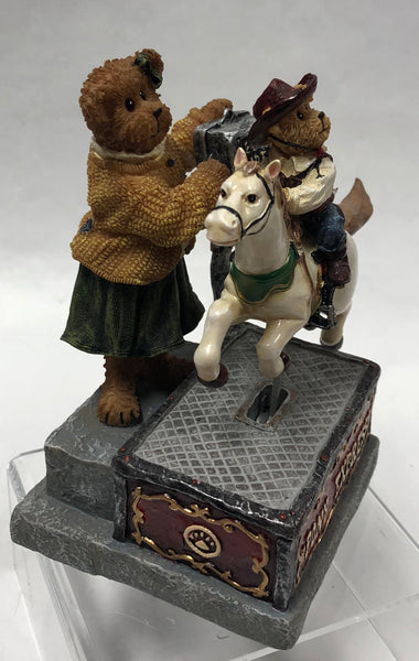 Boyd's Bear Pony Express  -Musical