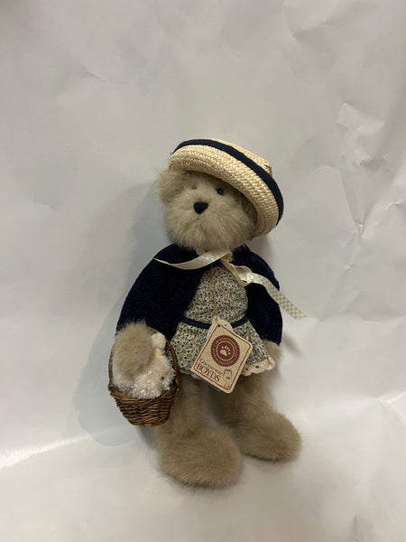 Boyd's Bear -Aunt Bable With Snowy