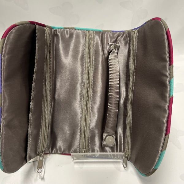 Classic Couture Jewel Roll