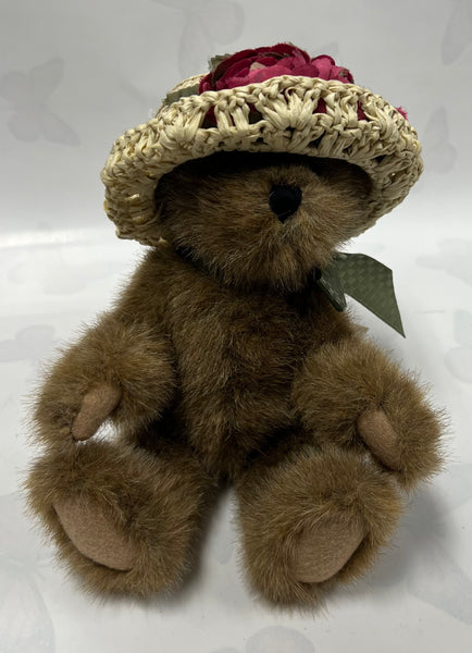 Boyd's Bear -Ashlyn Labearsley