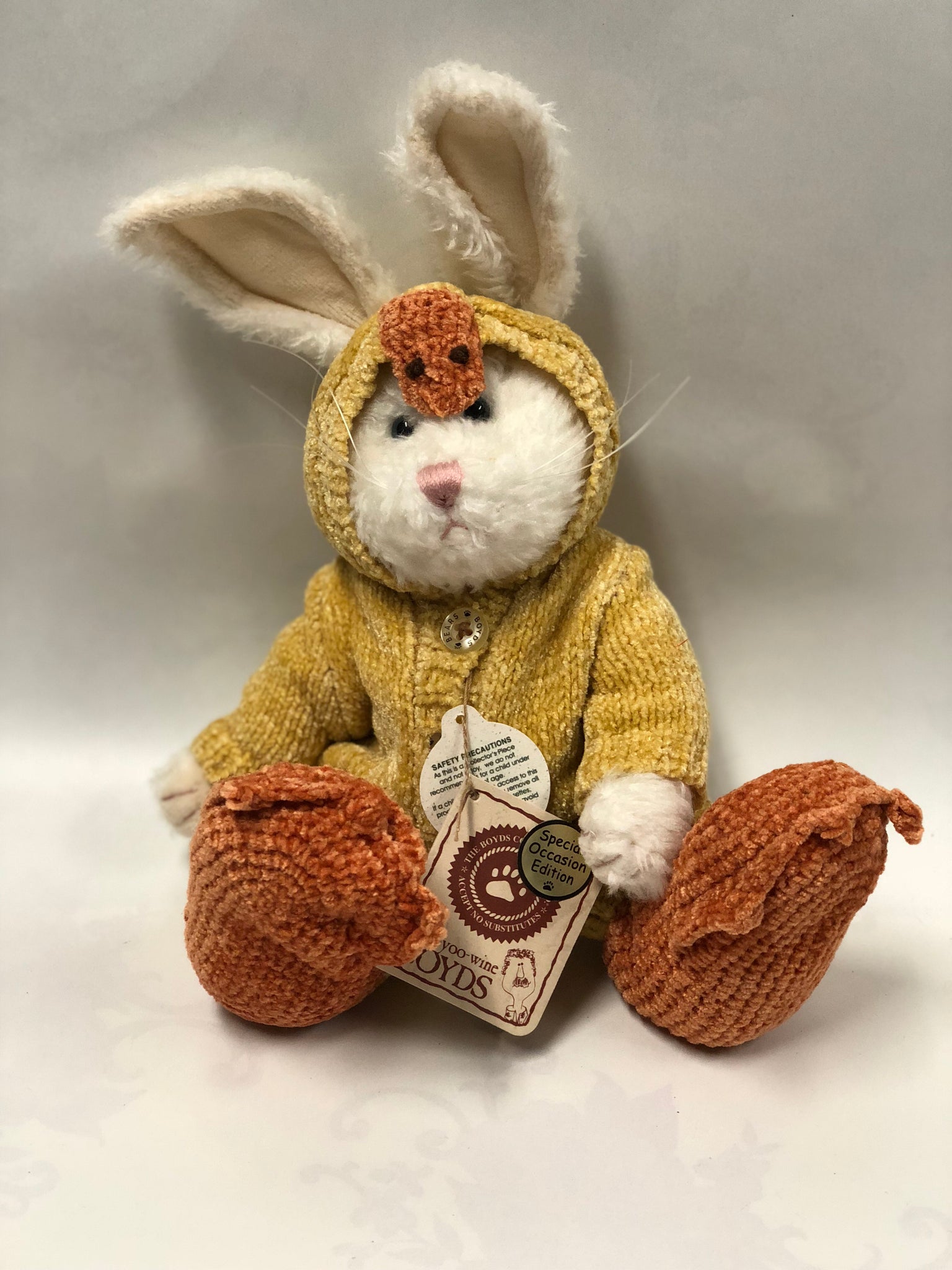 Boyd's Bear- Graham Quakers