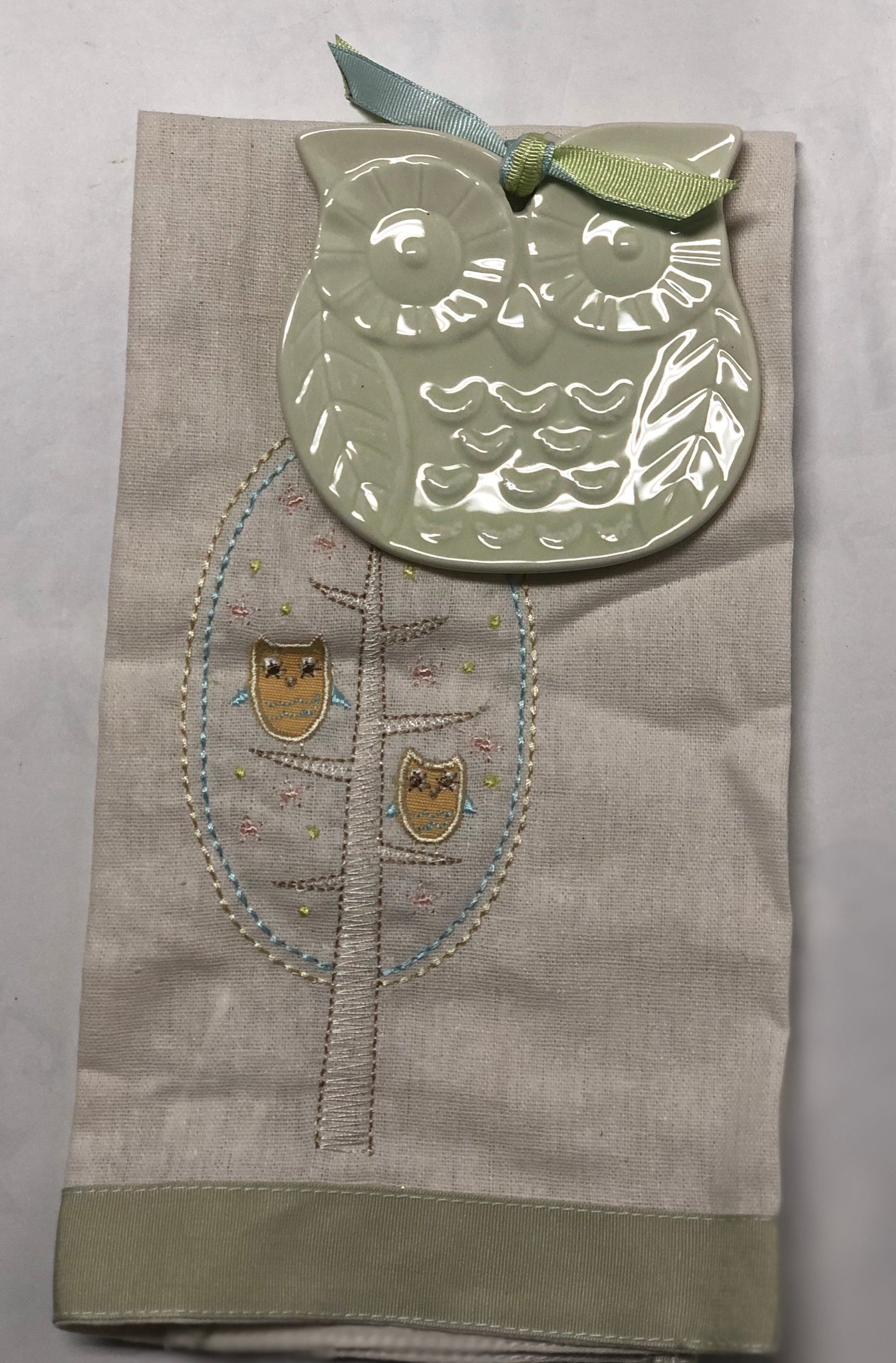 Soap Dish With Towel -Light Green Owl